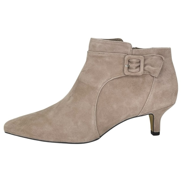 Bella Vita Bindi Cream Suede Womens Ankle Boots Size 9.5M - Picture 3 of 13